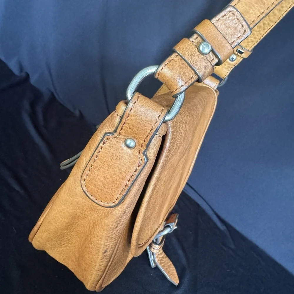 Gianni Conti Leather Crossbody Saddle Bag Made in Italy